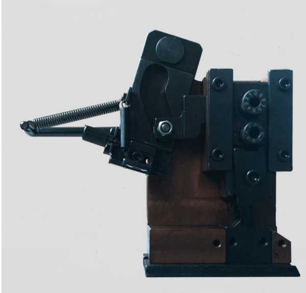 1.0T  mute terminal crimping Connecting Copper Cable Lug end terminal machine horizontal and crimping machine - Image 5
