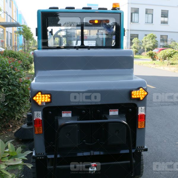 OR-E800FB  street sweeper machine sale heavy duty asphalt road sweepers large battery powered sweeper - Image 3