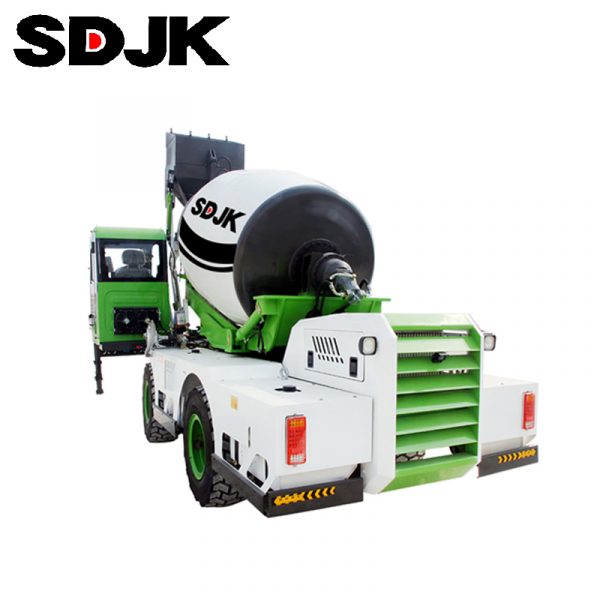 Hydraulic Mini 4m3 Self Propelled Concrete Mixer Loader For Sale - Image 4