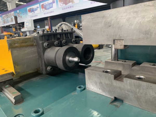 HWG-40-2 Changing tube diameter machine  tube processing machine pipe end forming machine - Image 2