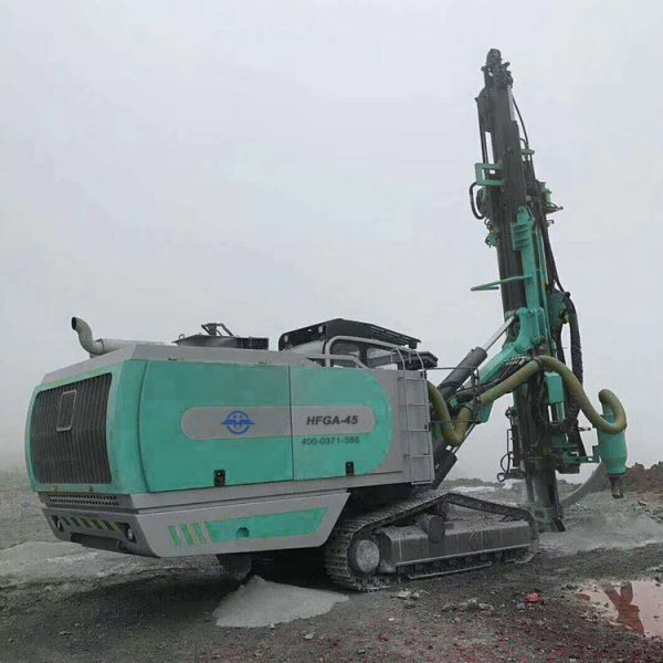 2021 Multifunctional HFGA-45 blast hole drill rigs 28m with air compressor integrated DTH drilling rig mining blast - Image 3