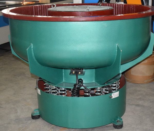 Auto Parts Vibratory Deburring Finishing Machine Polishing for sale - Image 4