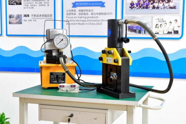 Portable hydraulic electric hydraulic copper terminal crimp tool - Image 3