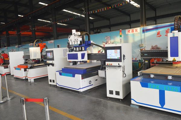 Hot Sale 3D Wood Plastic CNC Router Engraving Cutter Machine - Image 4
