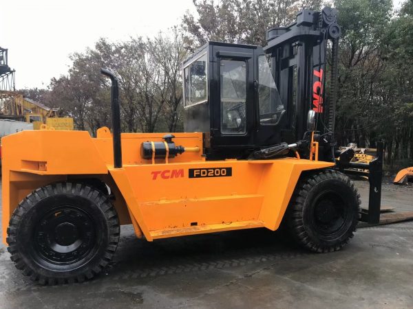 Used Komatsu 10 ton forklift Isuzu engine TCM fd100 forklift Japanese engine cheap Toyota Mitsubishi forklift 30ton - Image 5