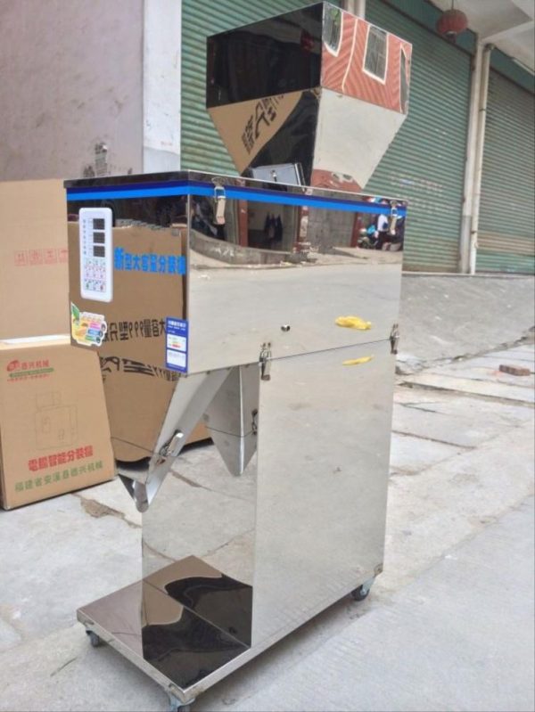 Low cost pouch packing machine,.nut plastic can packing machine,granule filling machine - Image 5