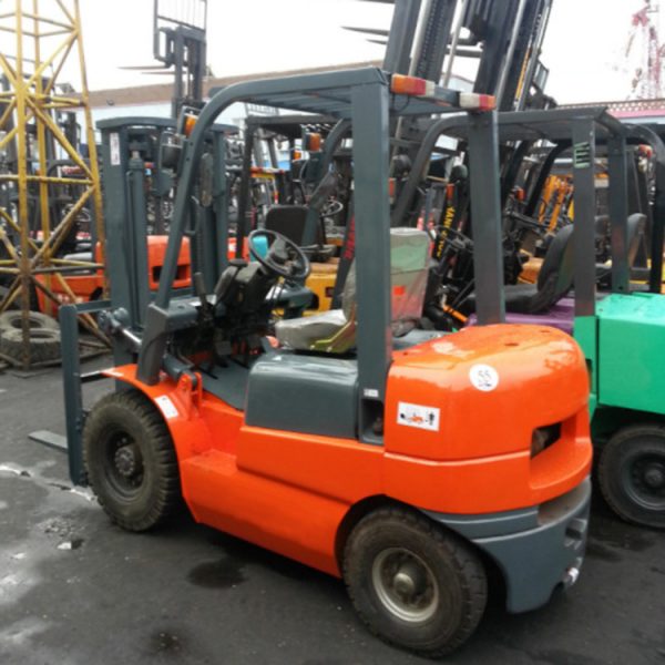 Used Toyota forklift fd30 3ton 2.5ton geneo 1DZ-III diesel engine cheaper used toyota fd25 forklift forklift in uae - Image 4