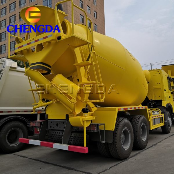 Good Condition Concrete Pumps Cutter Concrete Mixer Truck For Sale - Image 5