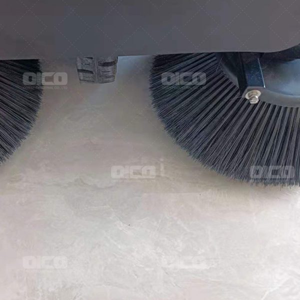 OR-C1260 road sweepers for sale  runway vacuum sweeper road and industry sweeper - Image 2
