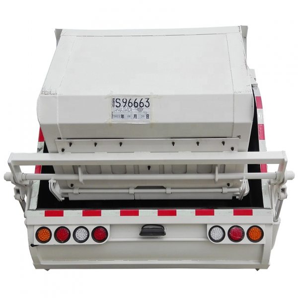 DFAC 8 m3 Compressed Garbage Truck with Stainless Steel sewage tanker and SAN operation system for urban garbage collection - Image 5